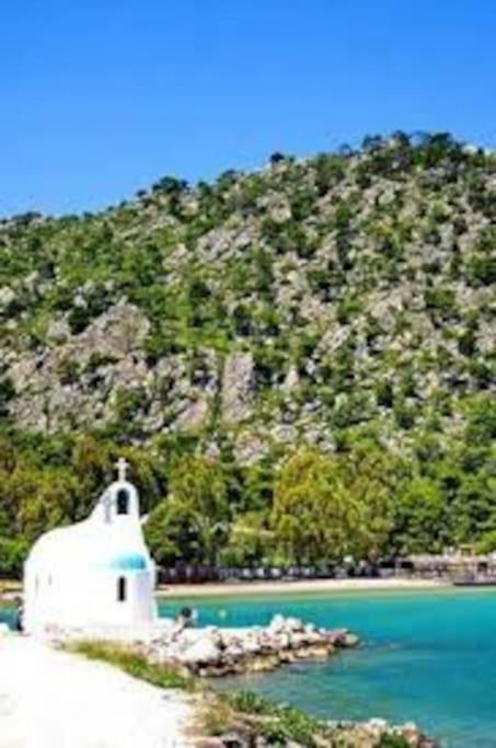 House By The Sea At Skaloma, Loutraki Villa Vouliagmeni-meer Buitenkant foto